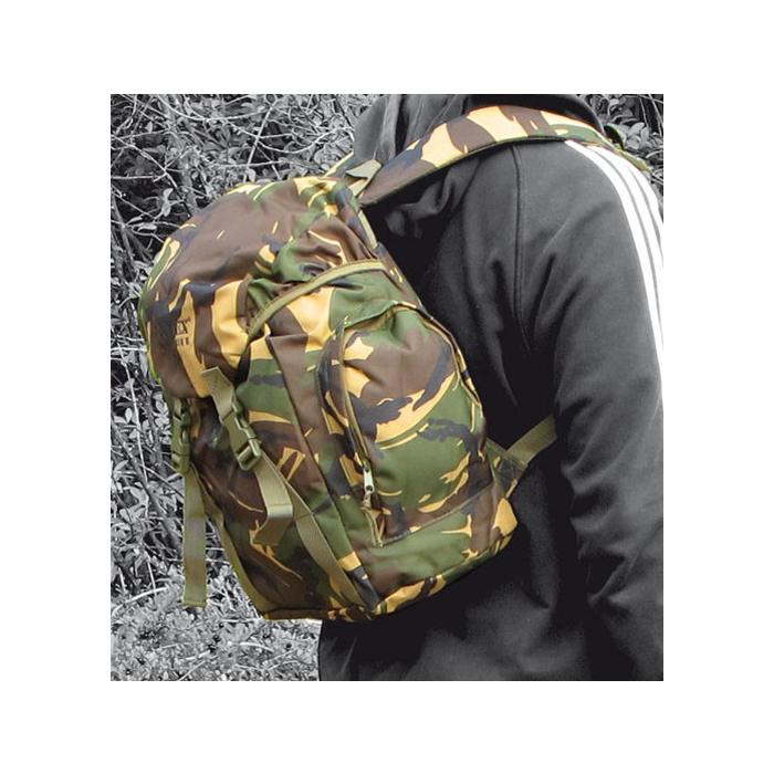 Fostex rugtas 25L NL camo